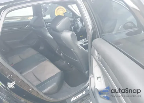 2018 Honda Accord Sport z USA, uszkodzony, nr VIN 1HGCV1F37JA133826